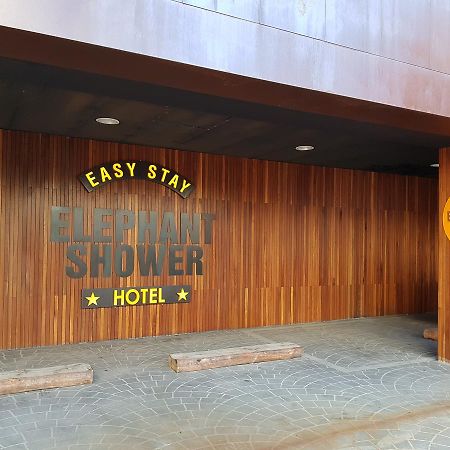 Hotel Elephant Shower Jinju Exteriör bild