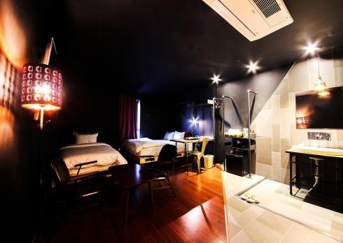 Hotel Elephant Shower Jinju Exteriör bild